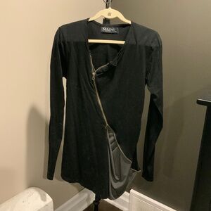MNML asymmetrical dystopian zip top